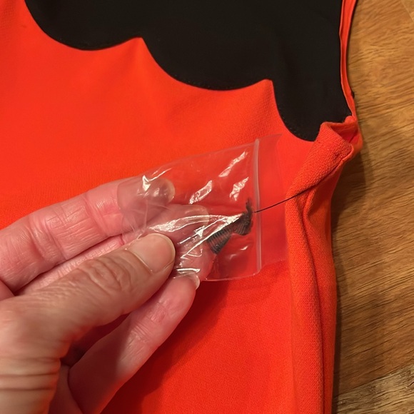 New Victoria Beckham coral/black scalloped dress with ruffle bottom - Picture 14 of 15